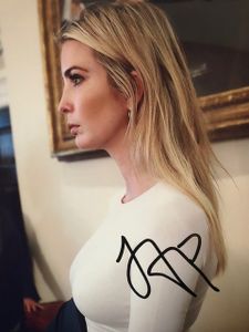 イヴァンカトランプのYahoo!オークション(旧ヤフオク!)の相場・価格を