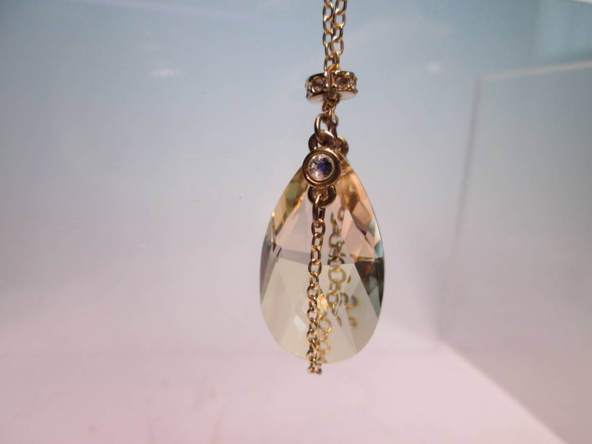 ☆スワロフスキー SWAROVSKI クリスタル&ラインストーンのネックレス 