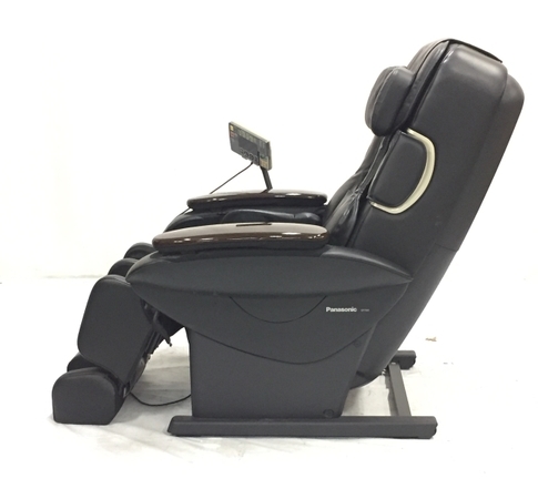 中古 Panasonic パナソニック REALPRO EP7000-K マッサージチェア ブラック 家庭用電気マッサージ器 楽直 N4537931 Panasonic パナソニック マッサージチェア リアルプロのYahoo!オークション(旧ヤフオク!)の相場・価格を見る REALPRO パナソニック(美容、健康