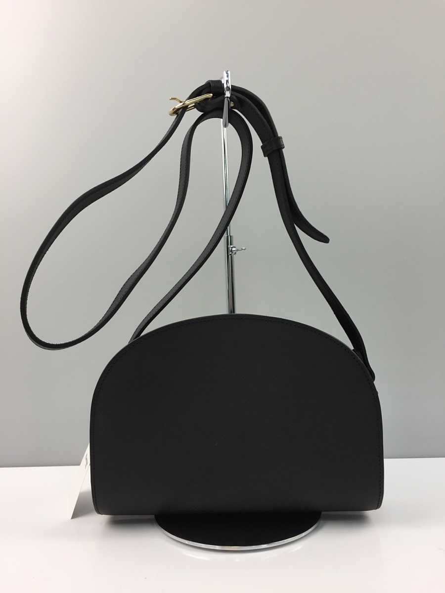 ショルダーバッグ APC ハーフムーン エンボス バッグ ブラック