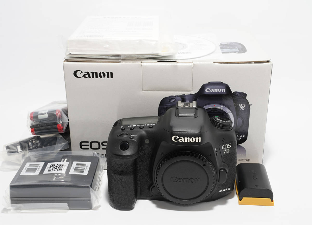 Canon デジタル一眼レフカメラ EOS-1Ds Mark II ボディ Canon EOS-1Ds 