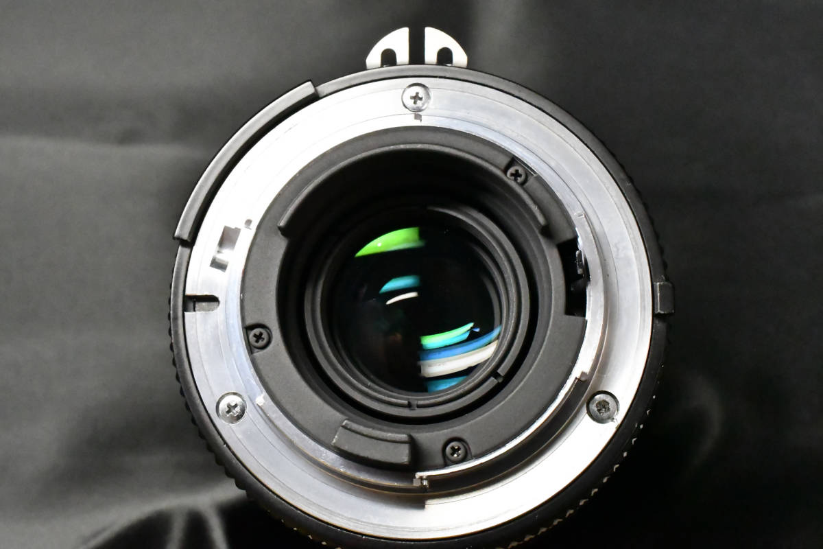 Nikon 35-105mm AF NIKKOR | : Nikkor f⁄3.5-4.5 3,5-4,5 Happy