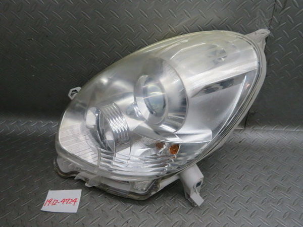点灯OK！】トヨタ 純正 NGC30 KGC30 パッソ HID ヘッドライト ヘッド