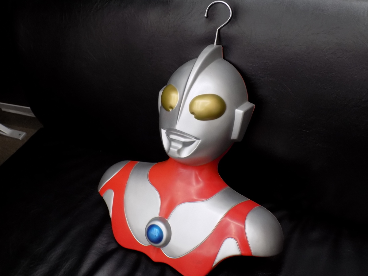 当時物円谷プロ ウルトラマン 立体ハンガーBANDAI