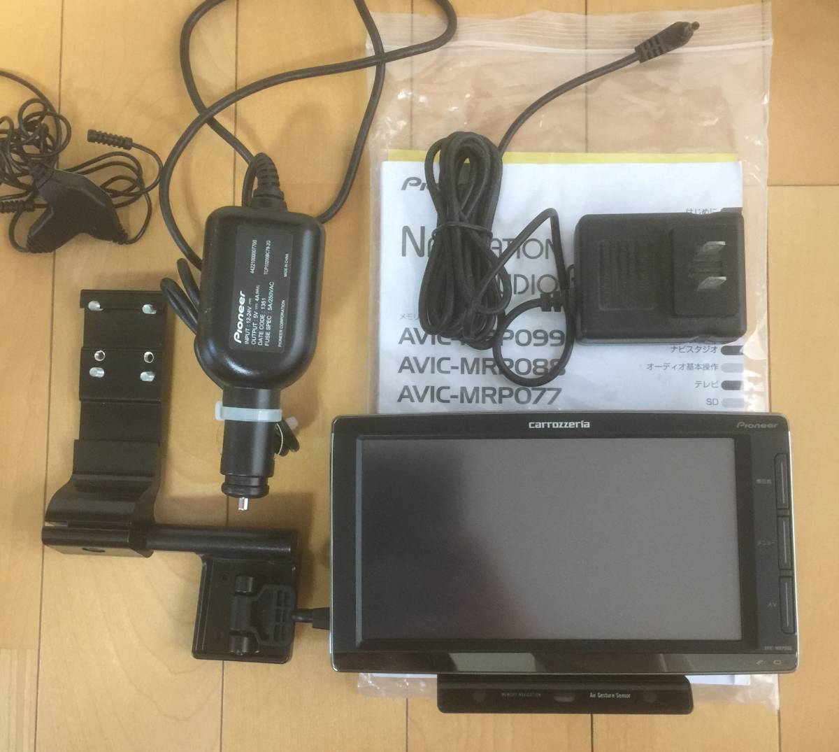 □パイオニア AVIC-MRP066 carrozzeria 楽ナビ 動作のみ確認済 中古