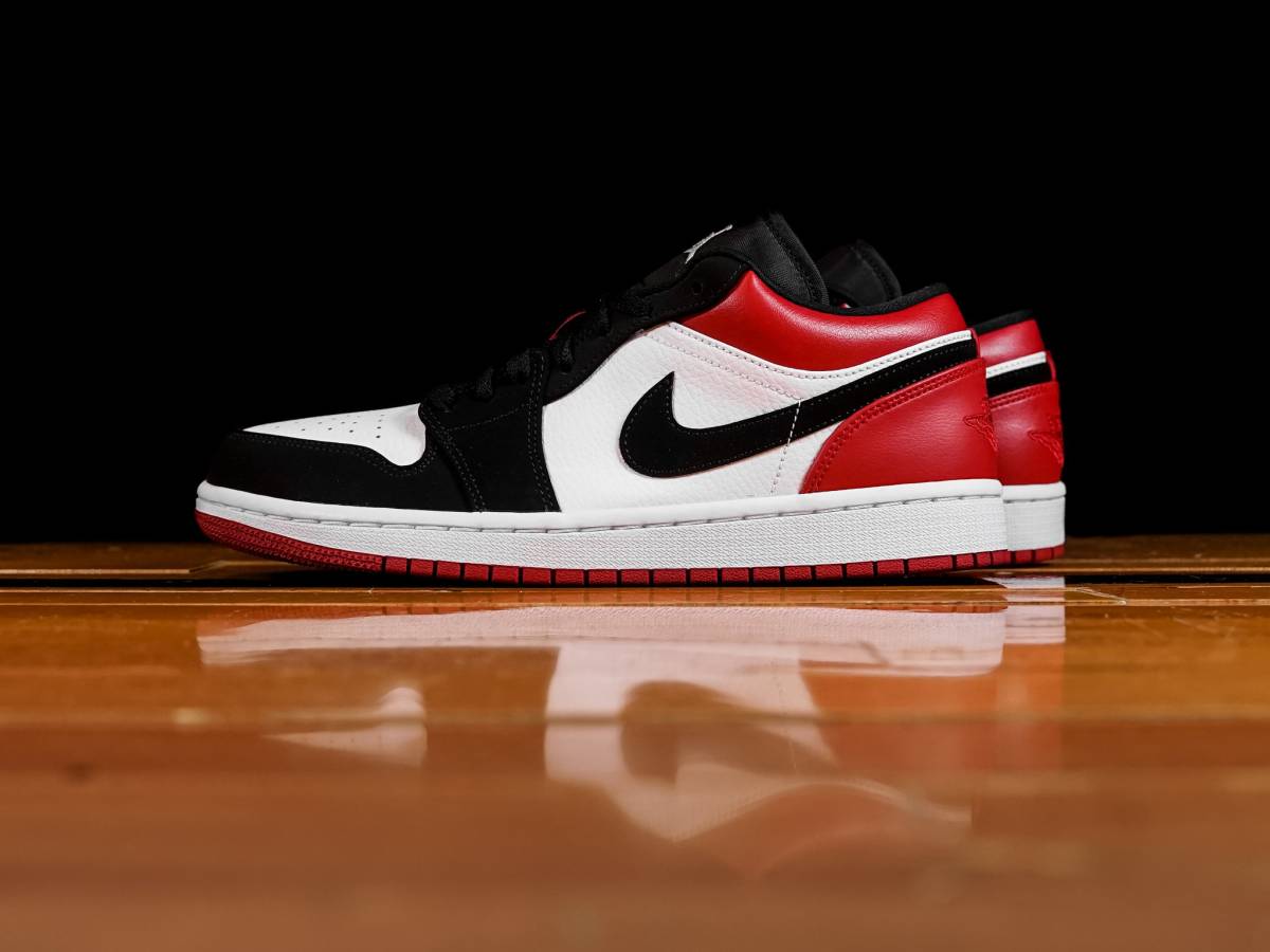 NIKE AIR JORDAN 1 LOW 553558 116 10 28cm ナイキ エア ジョーダン ワン ロウ ブラック スニーカー シューズ マックス フォース レブロン