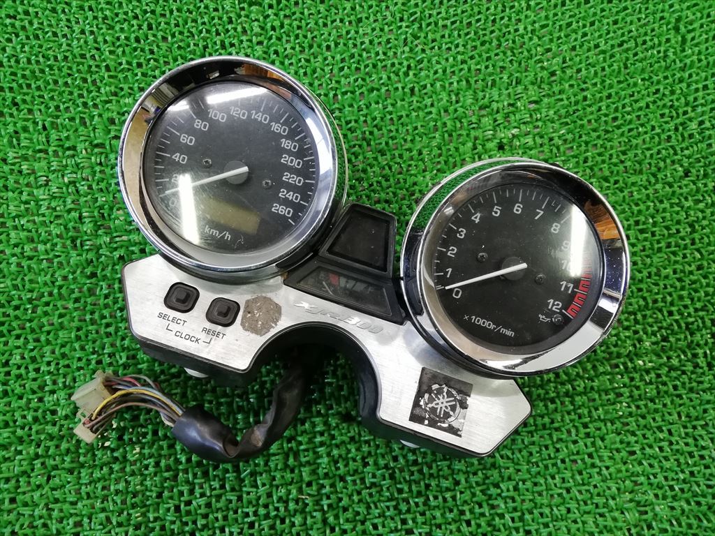 XJR1300 スピードメーター タコメーター RP01J インジケーター RP03J