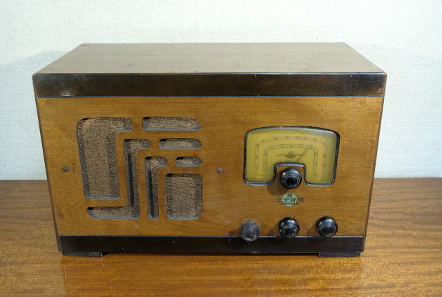 クラシカルファッション ☆ ナナオラ N-70 真空管式ラジオ ジャンク品 ☆