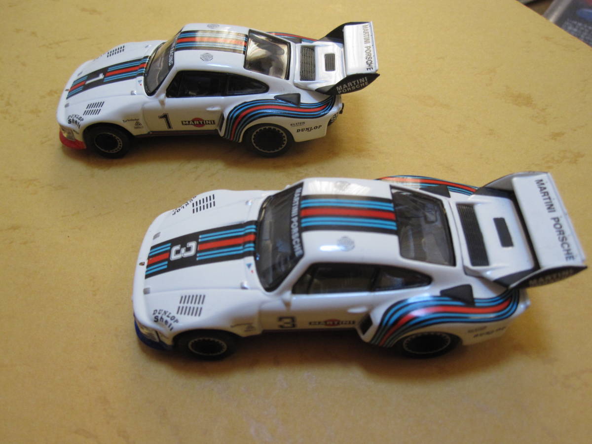 1/64 スケールミニカー 京商 ポルシェ935 2種