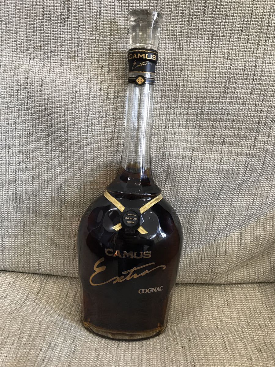 カミュ エクストラ ロングネック 700ml 箱付 コニャック CAMUS EXTRA