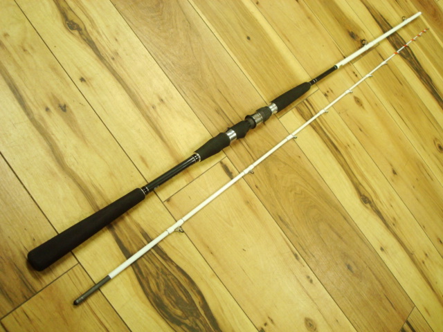 人気SALE，100%新品 ダイワ DAIWA 船竿 AブリッツBRITZ ヒラメM-240(ダイワ)｜売買されたオークション情報、yahooの商品情報をアーカイブ公開 - オークファン 船竿