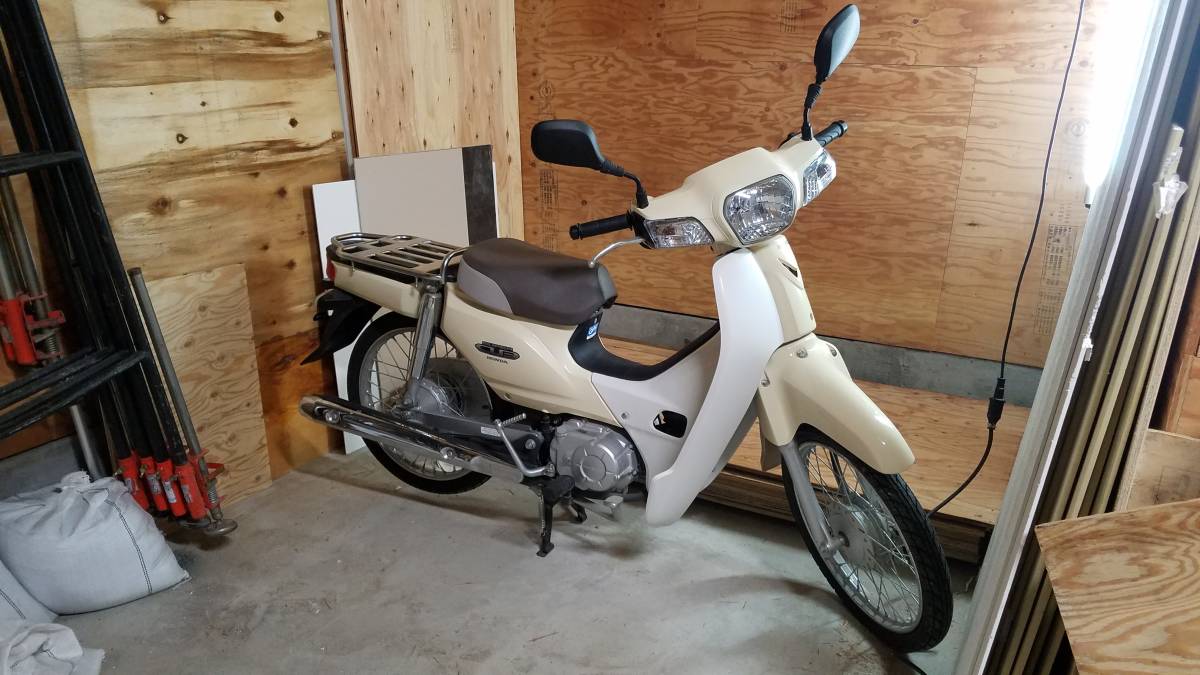 HONDA　スーパーカブ　 ５０ＣＣ　ほぼ新車　低走行　ＪＢＨ－ＡＡ０４　super CUB　