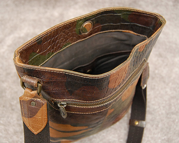 極美品✨アニアリ トートバッグ レザー クロコ型押し 迷彩 ブラック aniary☆迷彩柄 レザー ビジネスバッグ