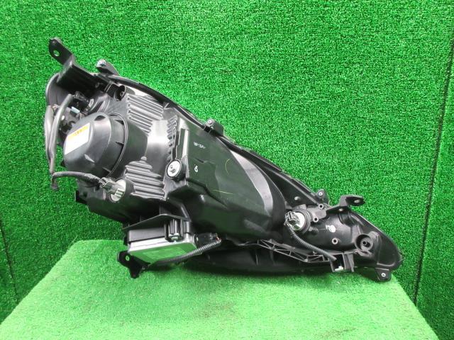 フィットハイブリッド GP1 左ヘッドライト 33151-TF0-N71 H24/01　キセノン　スタンレー　P9604