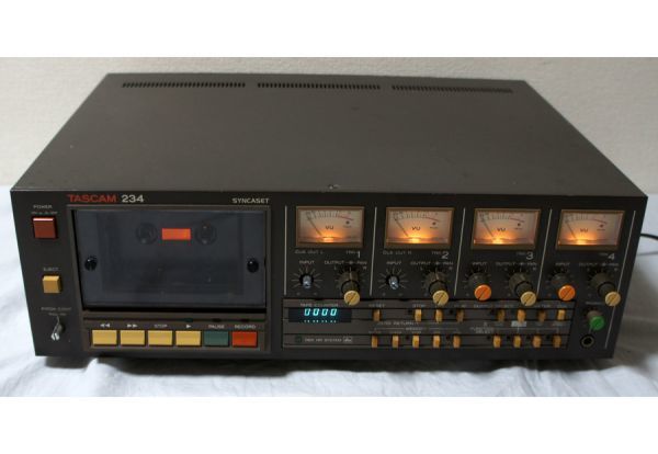 TASCAM 234 整備動作品　マルチトラックレコーダー ☆ジャンク☆TASCAM 234 カセットマルチトラックレコーダー 通電しました