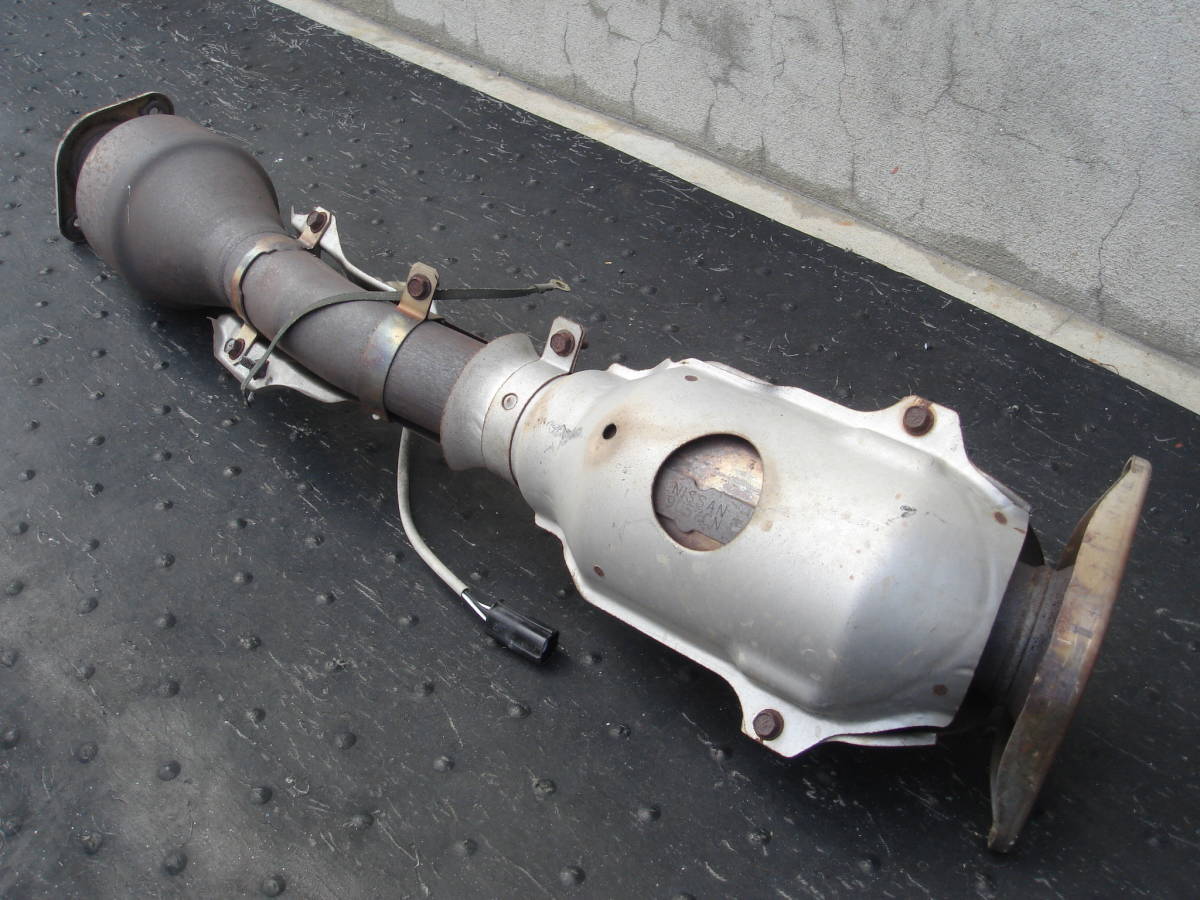 Yahoo!オークション 触媒 HR15DE 9U系 キューブ E11 日産純正 