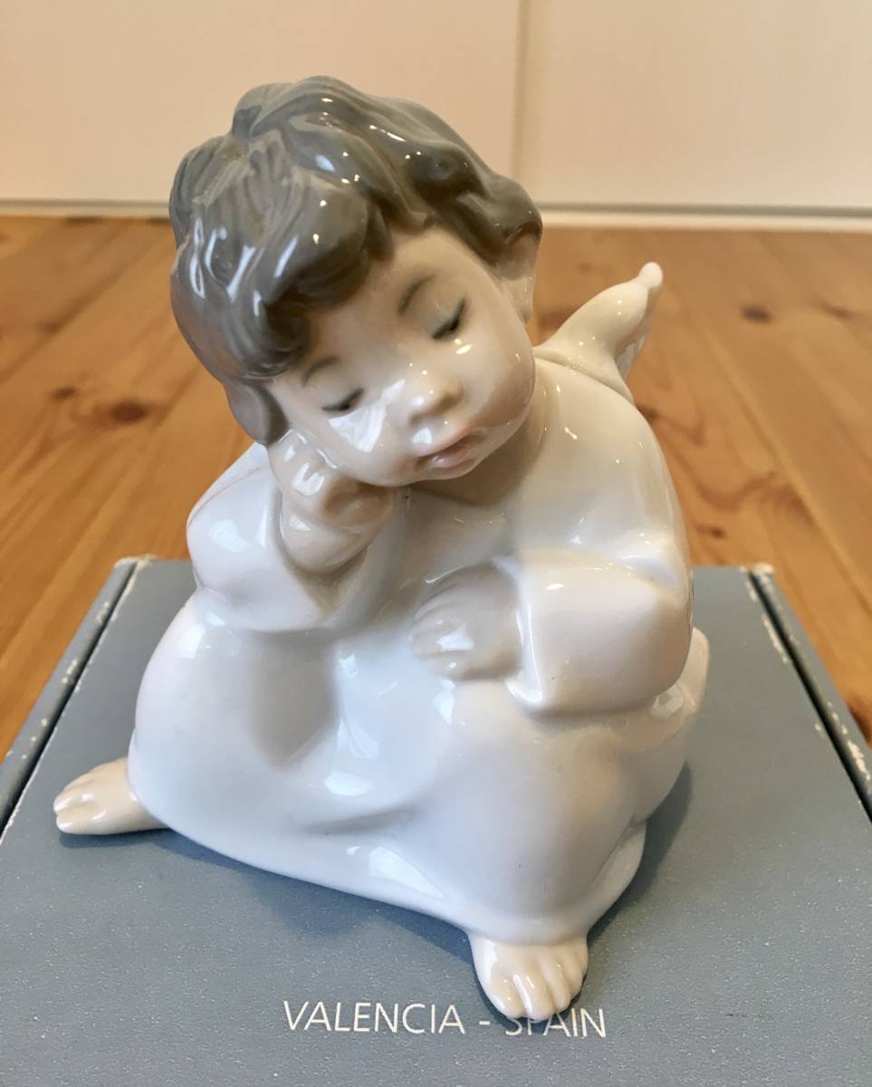 リヤドロ LLADRO | 天使の考えごと 天使の考えごと<なんとかなるよ