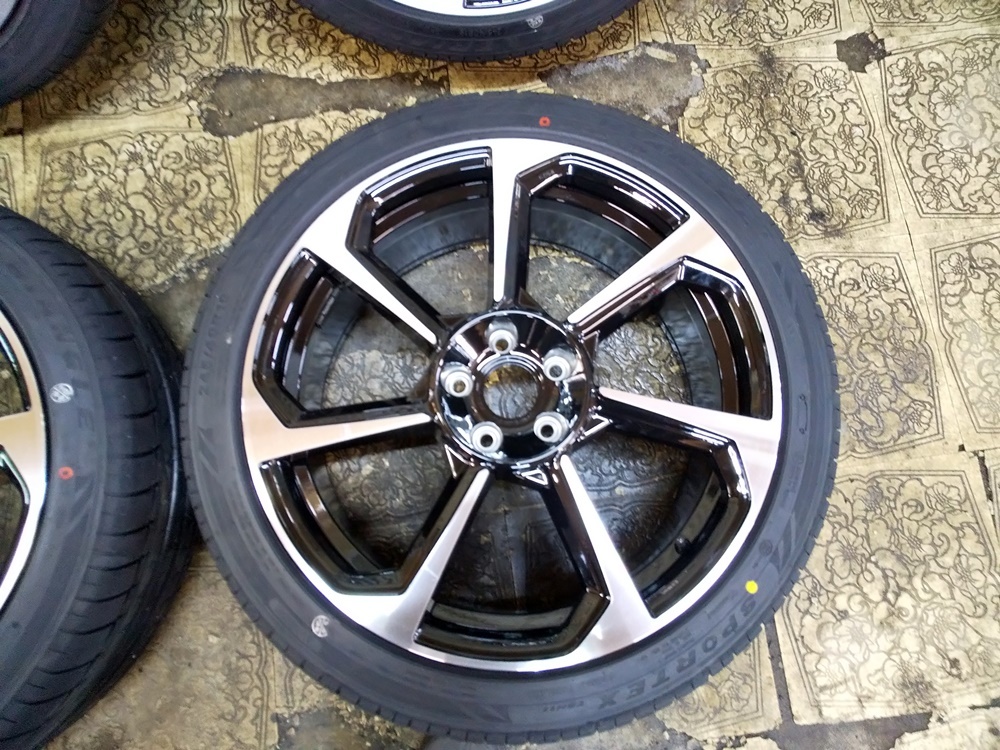 展示品 新品セット アウディ A6 ベンツ等 245/40R19 8.5J+42 112 タイヤ付き 4本セット アウディ A6 2019年モデルの価格・グレード一覧 E 共通点の多い\u201dライバル\u201d「メルセデス・ベンツ Eクラス・ステーション