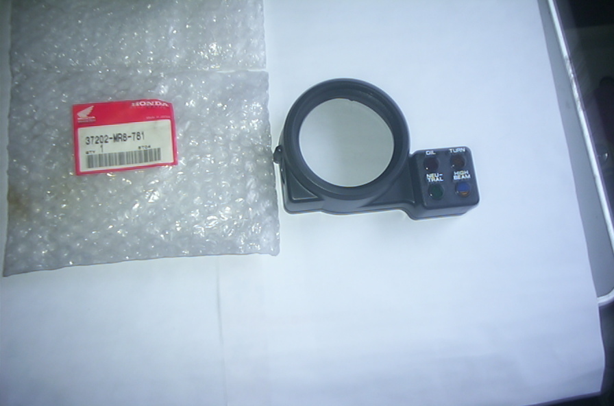 VFR400R(NC30-105/110) 純正スピードメーターアッパーケース 37202-MR8-781