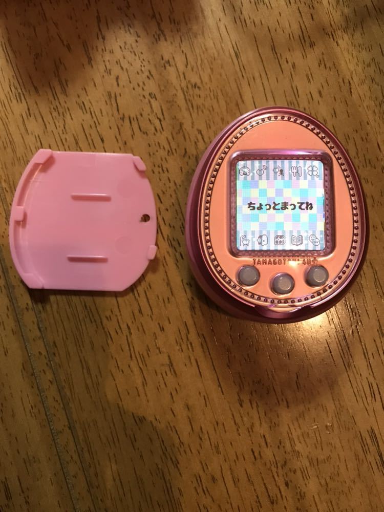 TAMAGOTCHI 4U＋ ベビーピンク たまごっち ベビーピンク TAMAGOTCHI