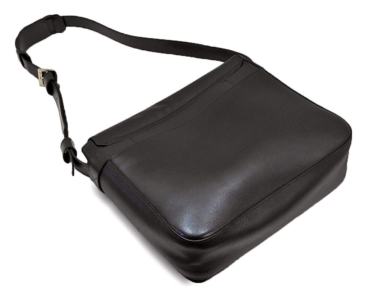 極美品】dunhill ダンヒル レザーメッセンジャー ショルダーバッグ