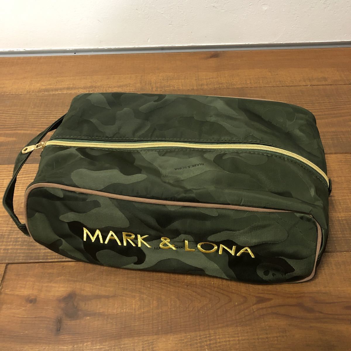 人気，定番 マークアンドロナ シューズケース MARK&LONA(キャディバッグ)｜売買されたオークション情報、yahooの商品情報をアーカイブ公開 - オークファン キャディバッグ