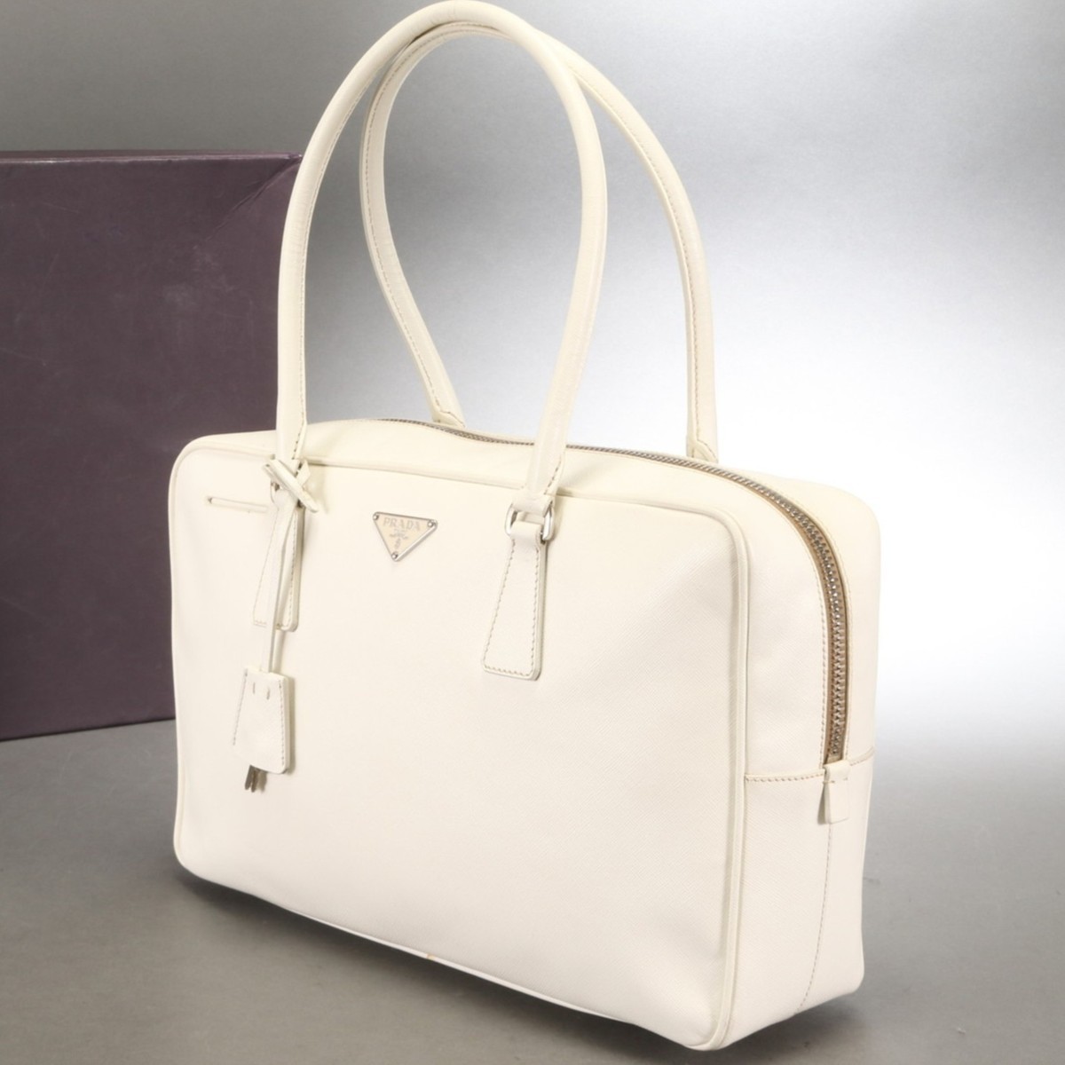 サンド プラダ ガレリア 1円 定価164，040円 プラダ ガレリア