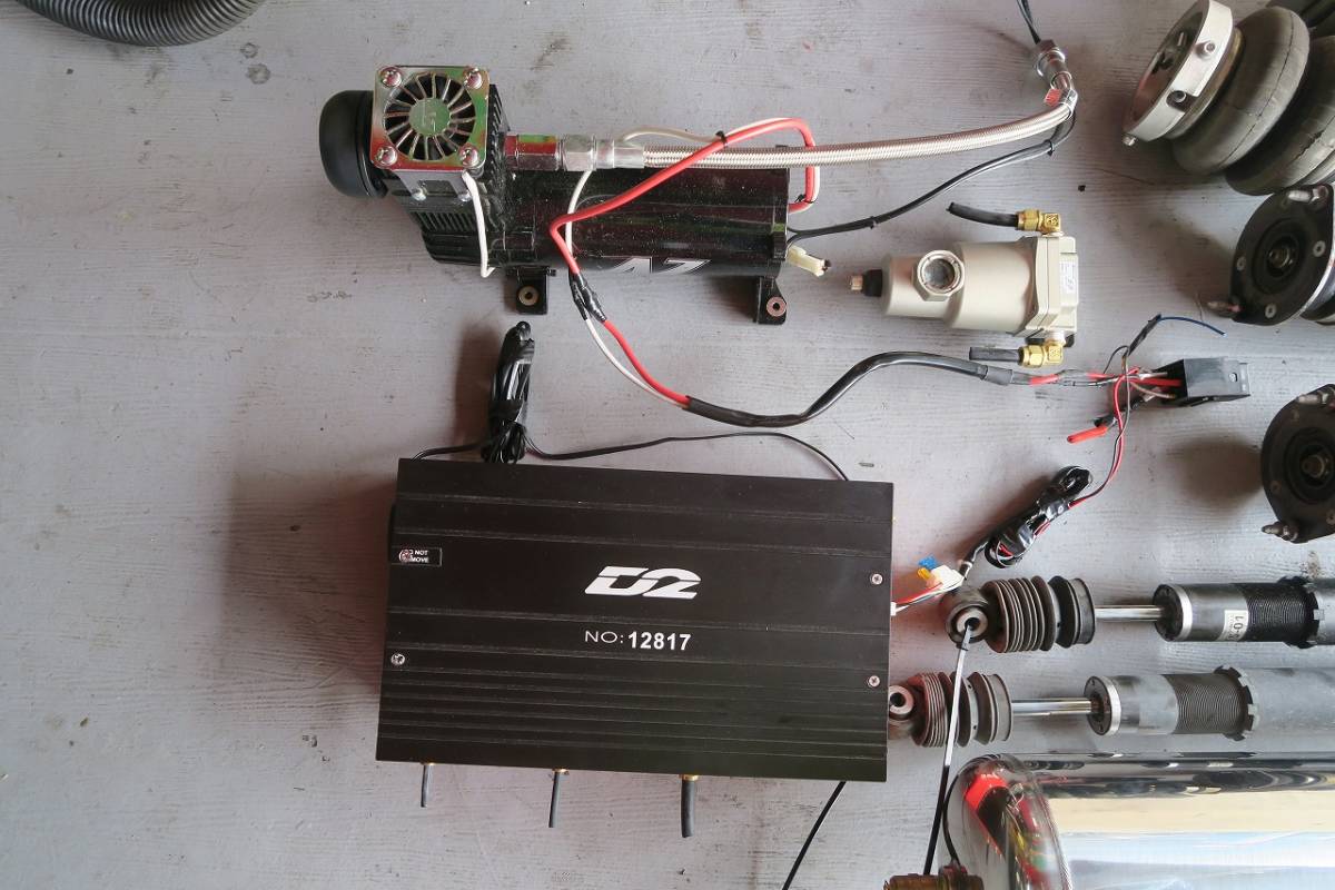 IDEAL Universal IDEALイデアル RS-R イデアル製エアサス一式 70カムリ