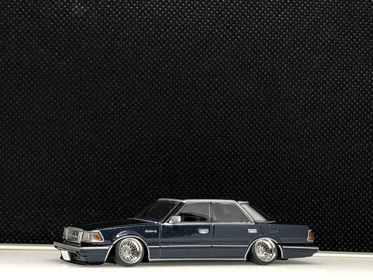 トミカリミテッドヴィンテージ 1/64 トヨタ クラウン HT 3.0
