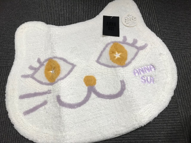 赤字超特価，格安 アナスイ 小物 マット 猫 白 滑り止め加工 ANNA SUI&times;Kansai Yamamoto 山本寛斎 コラボ(アナスイ)｜売買されたオークション情報、yahooの商品情報をアーカイブ公開 - オークファン その他