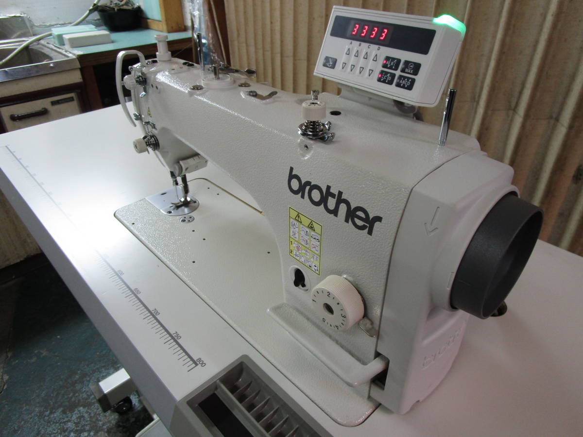□工業用ミシン ダイレクトドライヴ自動糸切り本縫い BROTHER 