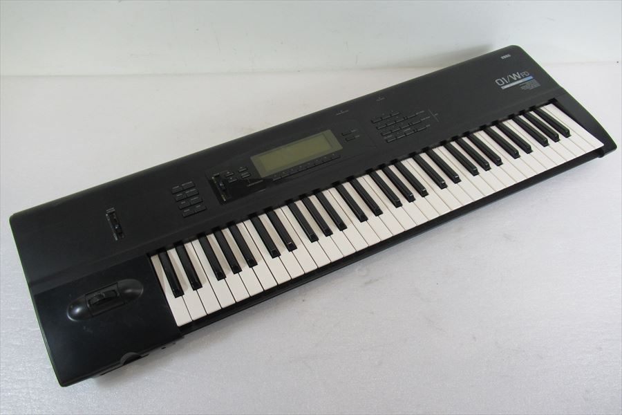 ○KORG 01/WFD コルグ シンセサイザー 61鍵盤 キーボード ソフトケース