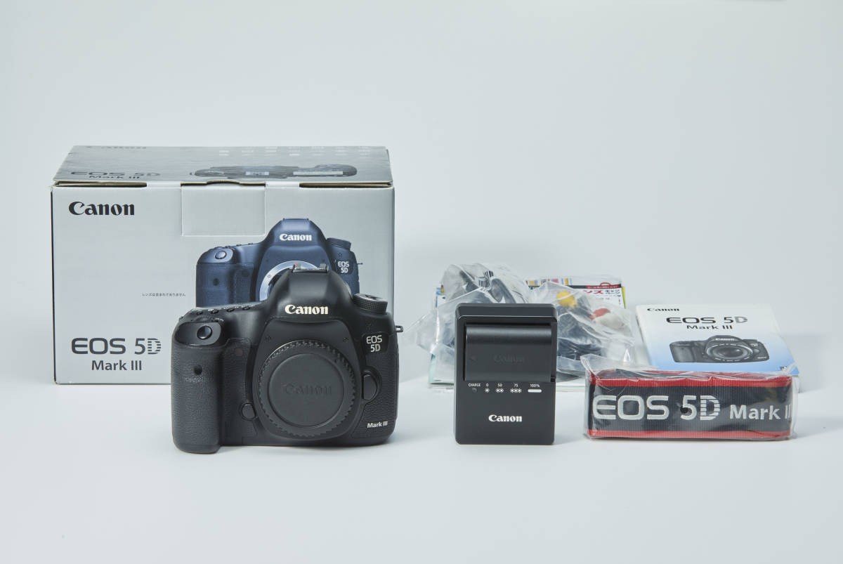 Canon EOS 5D Mark III 箱、付属品あり Canon キャノン EOS 5D Mark III 付属品 元箱付 中古品 #1