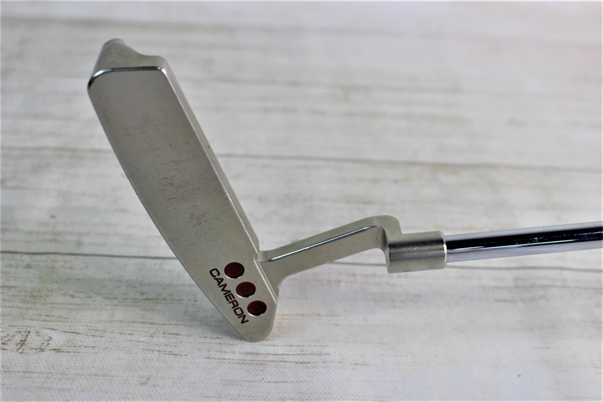高品質，100%新品 B-819 SCOTTY CAMERON STUDIOSELECT NEWPORT2 パター 右利き用 length33(スコッティ・キャメロン)｜売買されたオークション情報、yahooの商品情報をアーカイブ公開 - オークファン 男性右きき用