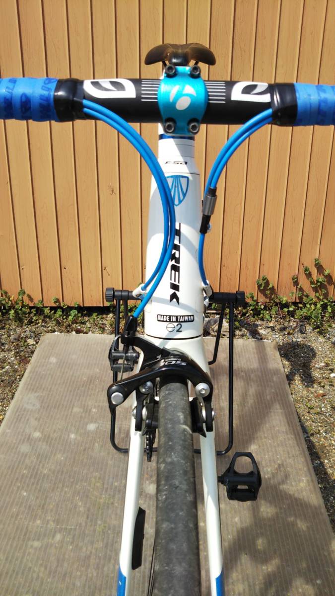 TREK MADONE2.1 2015年モデル ロードバイク&frasl; 「トレック」 大阪美原北インター店 トレック 0 エントリーロードにTREK 2.1 PINE Madone2.1がアツいっ！！｜CYCLE シマノ MADONE マドン TREK（トレック）MADONE2.1（マドン2.1）ご紹介｜CYCLE