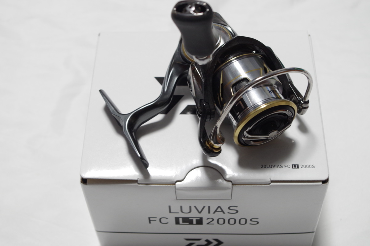 全国無料，正規品 ２０２０ ＮＥＷ ダイワ ルビアス FC LT2000S ＭＡＤＥ ＩＮ ＪＡＰＡＮ(ダイワ)｜売買されたオークション情報、yahooの商品情報をアーカイブ公開 - オークファン ダイワ