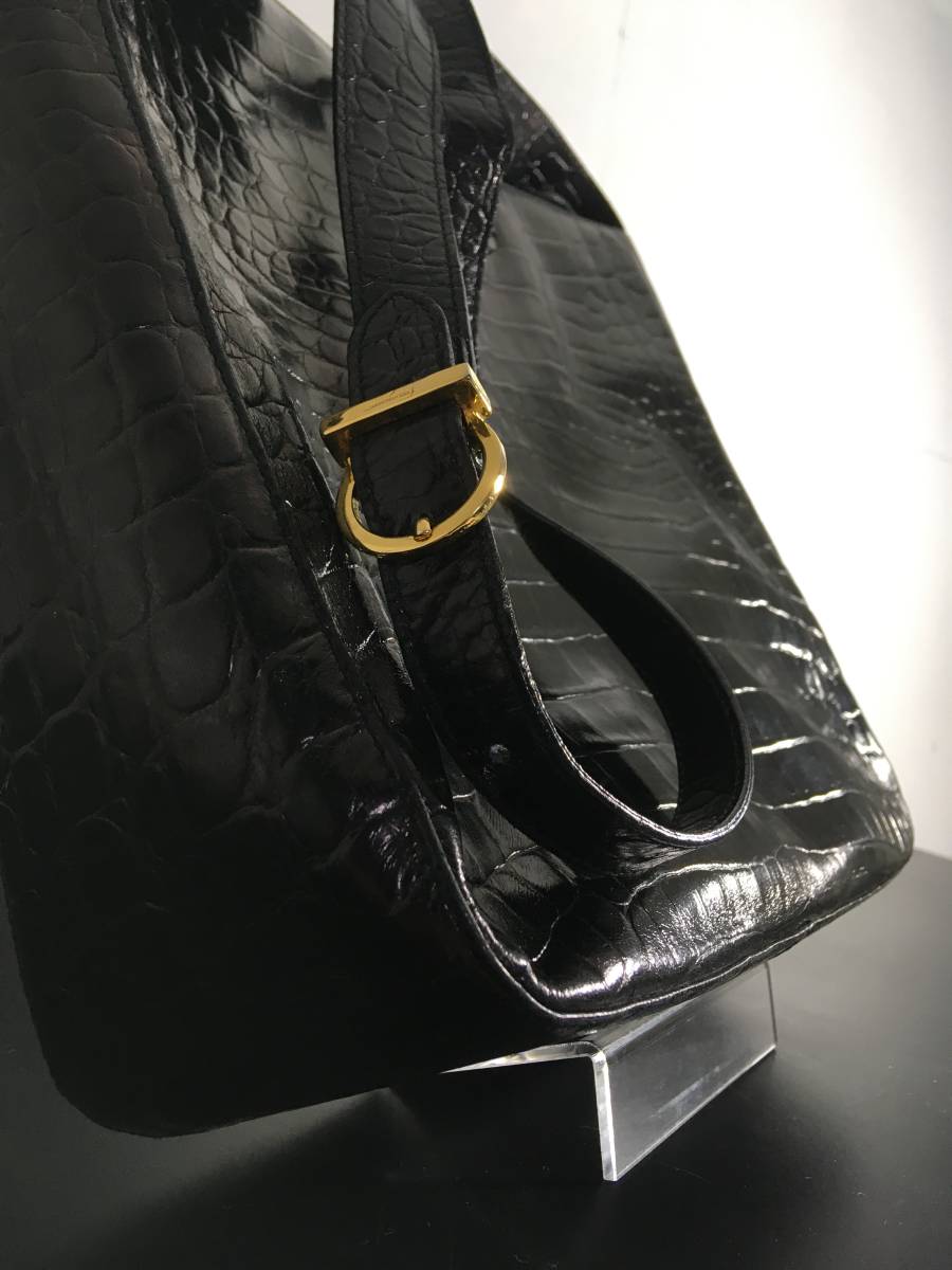 Salvatore Ferragamo サルヴァトーレフェラガモ ガンチーニ金具×クロコ 