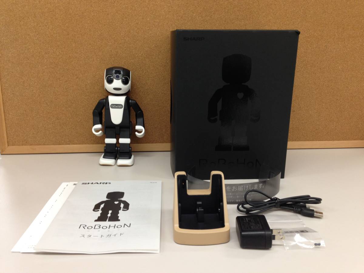 □SHARP SR-01M-W モバイル型ロボット電話 ロボホン SR01MW 【20/0428