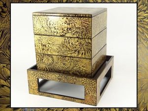 【未使用】輪島塗 熊野茂次 蔦蒔絵/蔦文 四つ椀5客 入れ子椀 布着本堅地 漆器 輪島塗 漆器のYahoo!オークション(旧ヤフオク!)の相場・価格を見る
