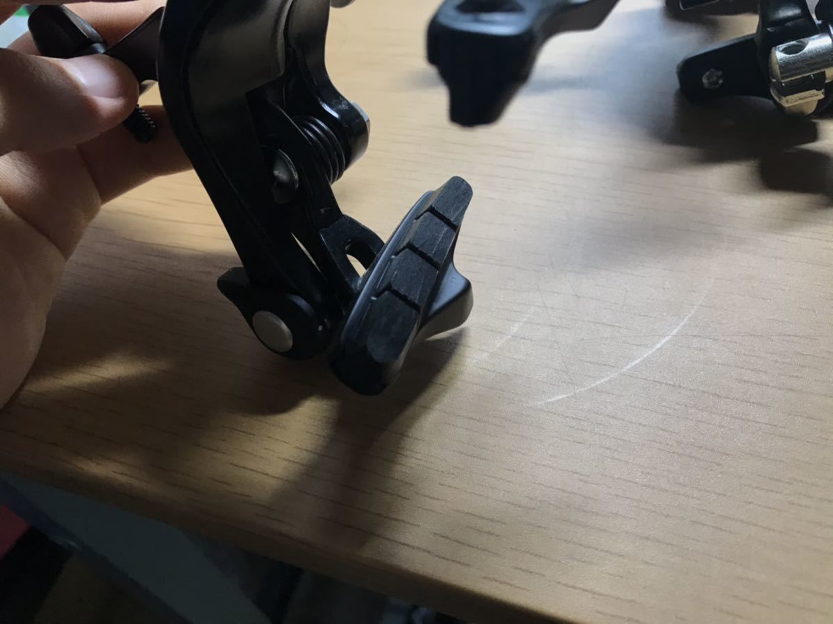 0 シマノ SHIMANO キャリパーブレーキ 前後セット BR-R7000 BR-5501 SHIMANOシマノ 前後キャリパーブレーキ BR-5800 1 シマノ105 ブレーキ JZ074 「シマノ キャリパーブレーキ前後セット(シルバー)