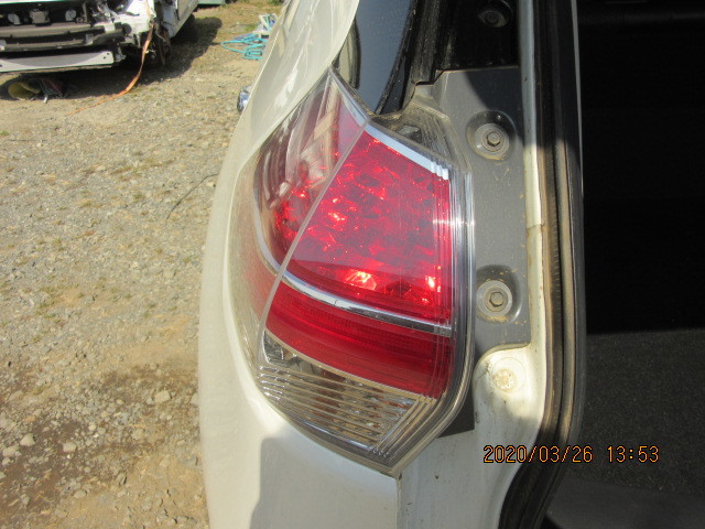 エクストレイル T32 NT32 HT32 HNT32 日産 フロント NISSAN バンパー | T32&frasl;NT32&frasl;HT32&frasl;HNT32 リア 型式:DBA-T32｜エクストレイル(日産)の総合情報 ハンドル ニッサン 安い商品を通販サイトから探す