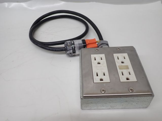 ワットゲート WATTGATE-5266 電源タップ ∩ 5C486-8