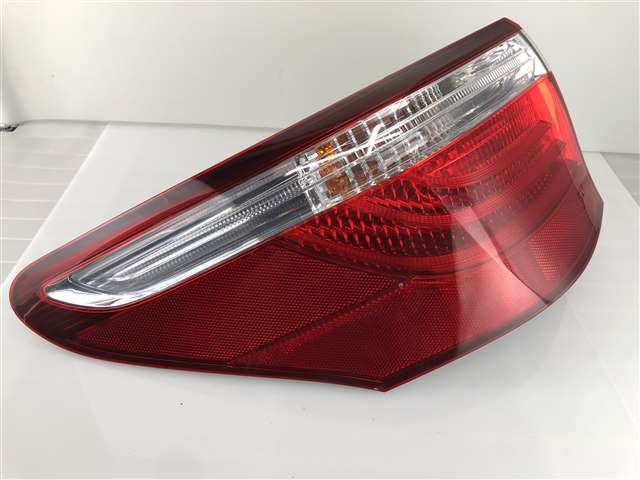 爆買い，新作登場】 200390 レクサス LS460 USF40 左テールランプ