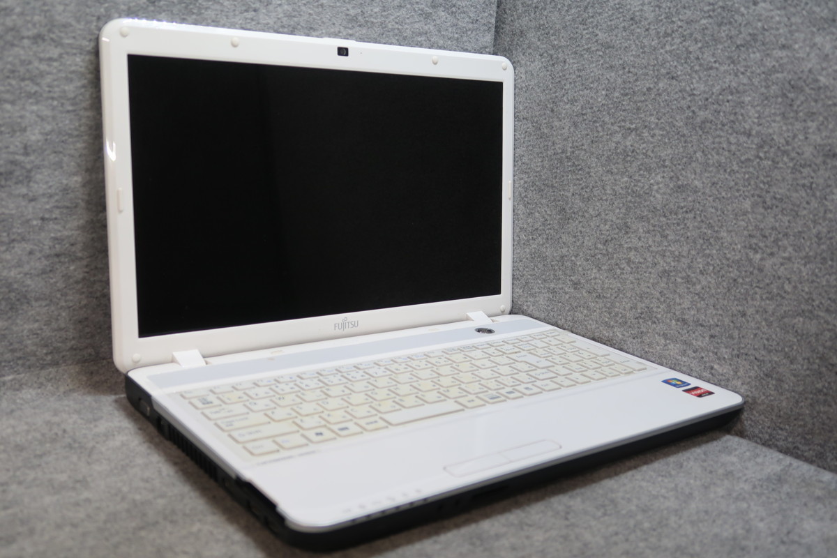 富士通 LIFEBOOK AH40/D E-350 1.6GHz 4GB DVDスーパーマルチ ノート