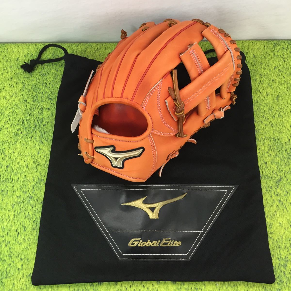新品，品質保証 G-2082 ミズノ mizuno グローバルエリート Global Elite 菊池涼介モデル 軟式 内野手用 1AJGR17503 グラブ グローブ 野球 品 袋付き(内野手用)｜売買されたオークション情報、yahooの商品情報をアーカイ 大人用