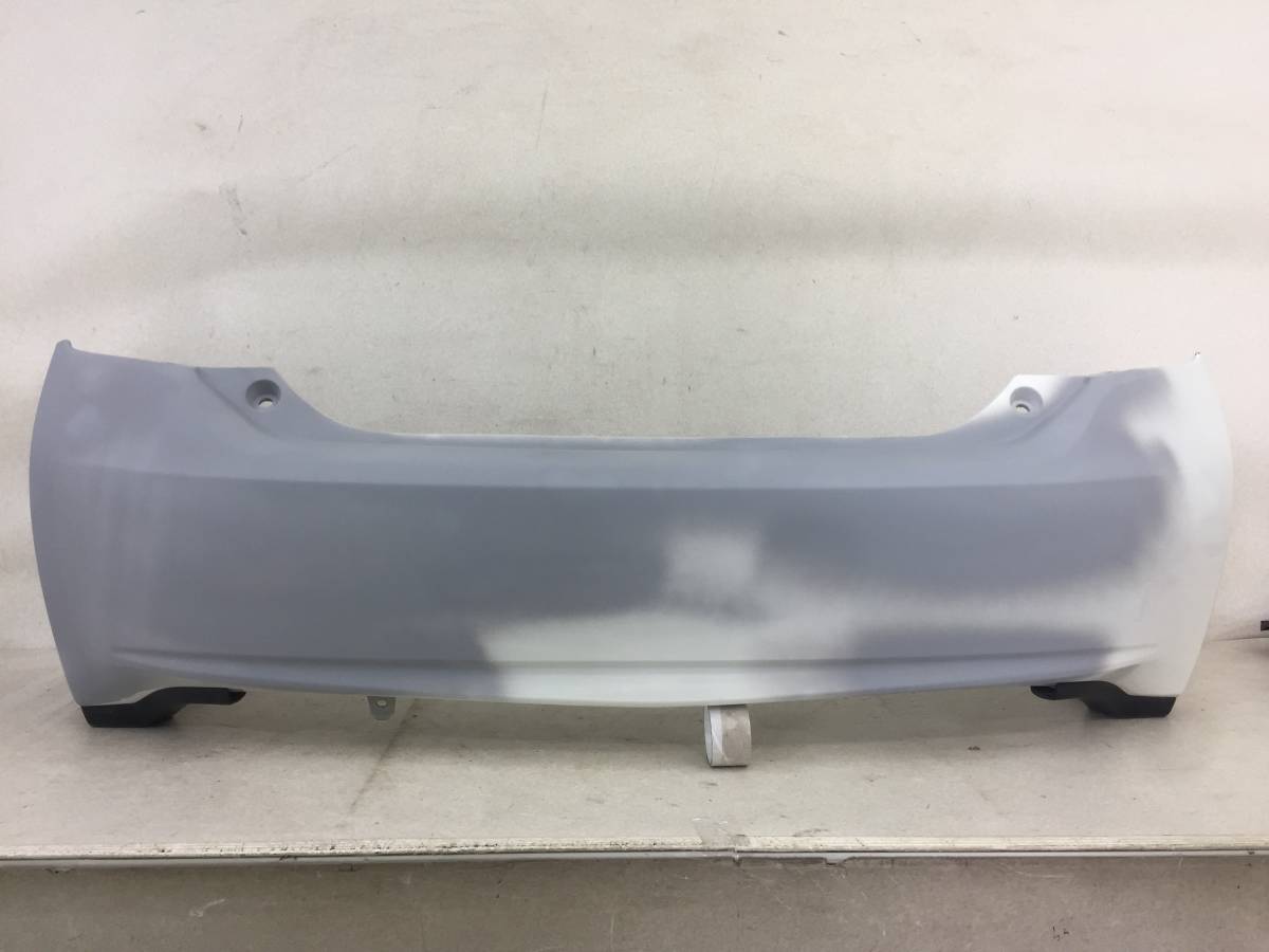 サフェーサー済み プリウス ZVW30 純正 リアバンパー 52159-47050