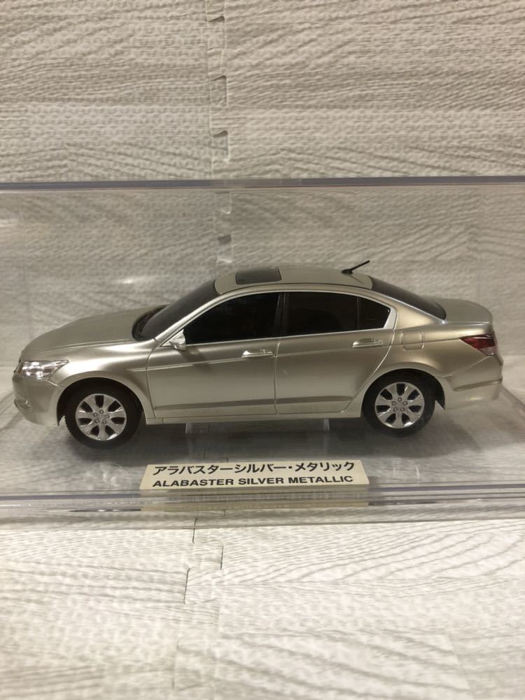  1/24 ホンダ インスパイア INSPIRE ディーラー特注 非売品 カラーサンプル ミニカー アラバスターシルバー メタリック(乗用車)｜売買されたオークション情報、yahooの商品情報をアーカイブ公開 乗用車