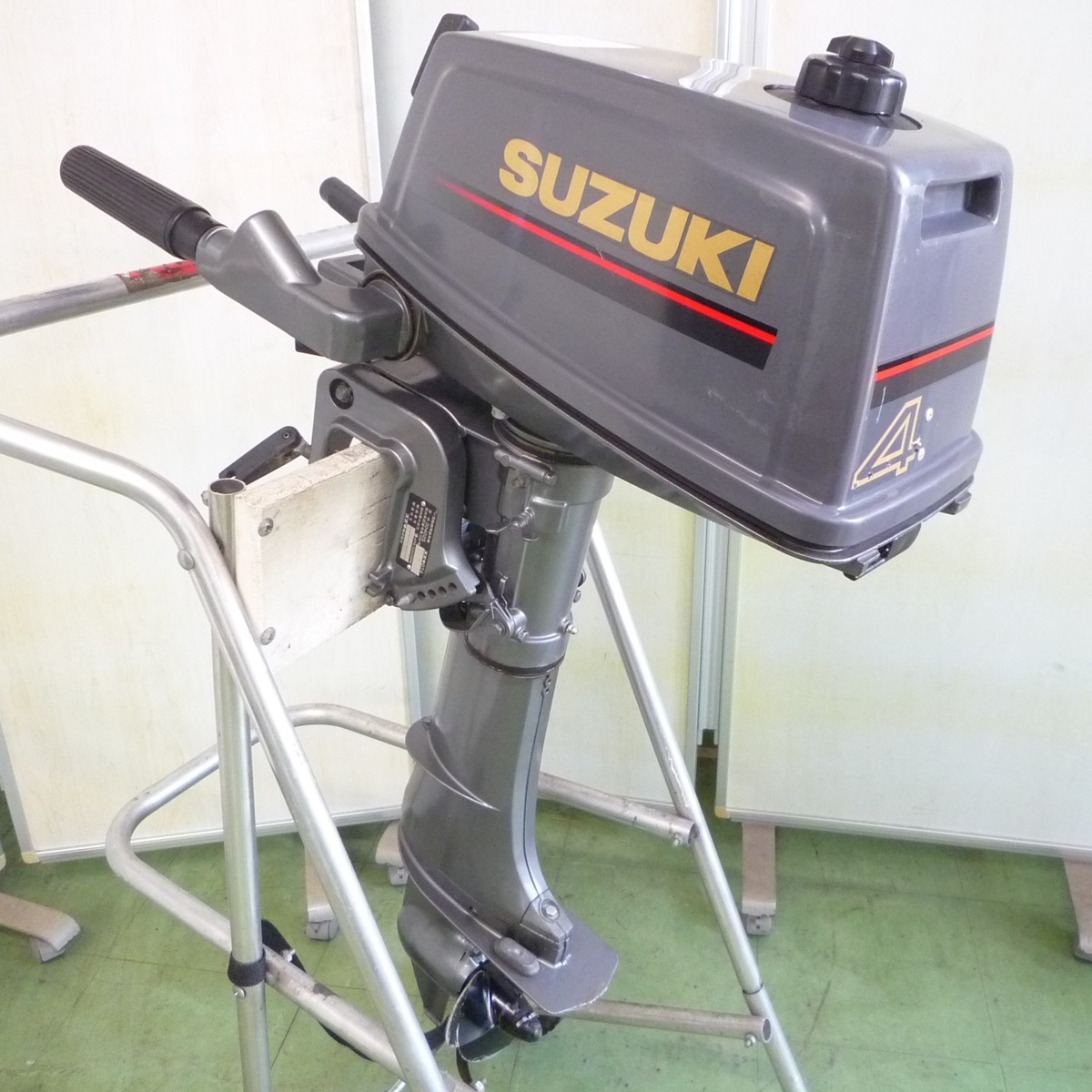 □スズキ 2ストローク 小型船舶用船外機 DT4⁄ボート 4馬力 Yahoo 
