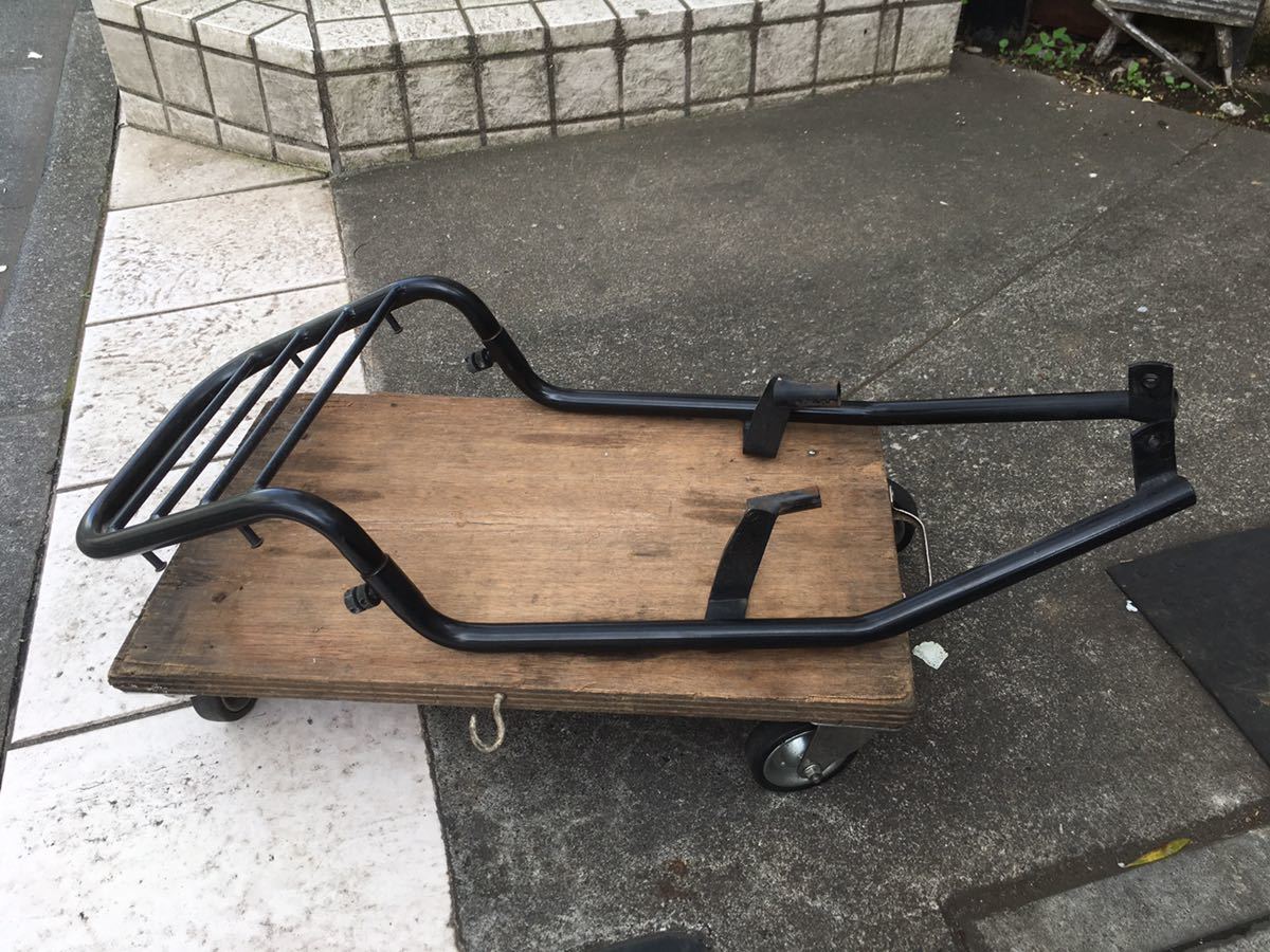 リアキャリア VTR250 HONDA | VTR250キャブ車用ベンチュラリアキャリア