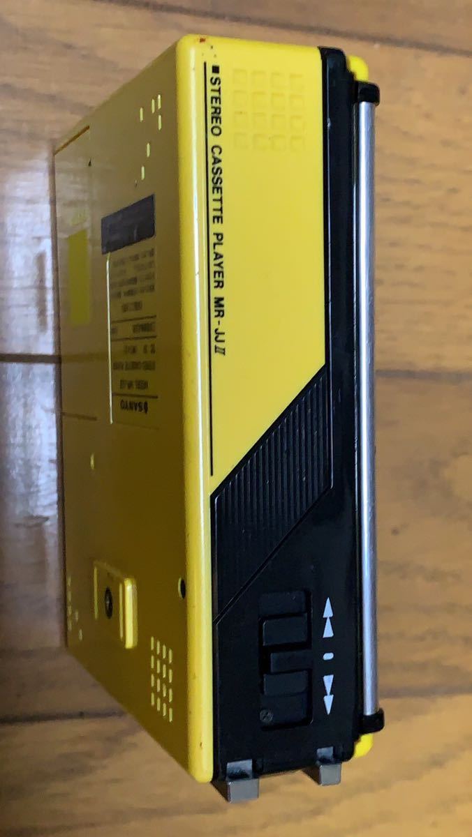 昭和レトロ カセットレコーダー　AIWA HS-J2 カセットボーイ　SANYO MR-JJII ステレオカセットプレーヤー　希少　レア　ジャンク_9